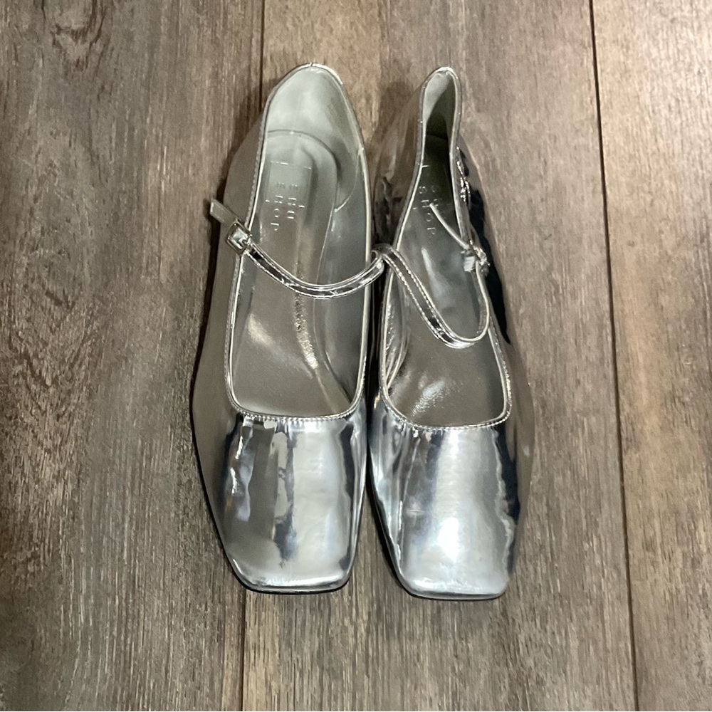 ShuShop Metallic Silver Ballet Flats, Size 9